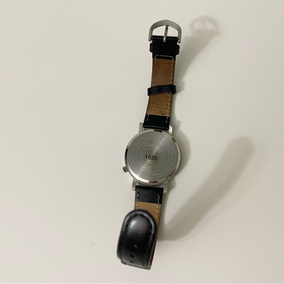 Monty Python Ministry of Silly Walks Men's Watch - Picture 10 of 16